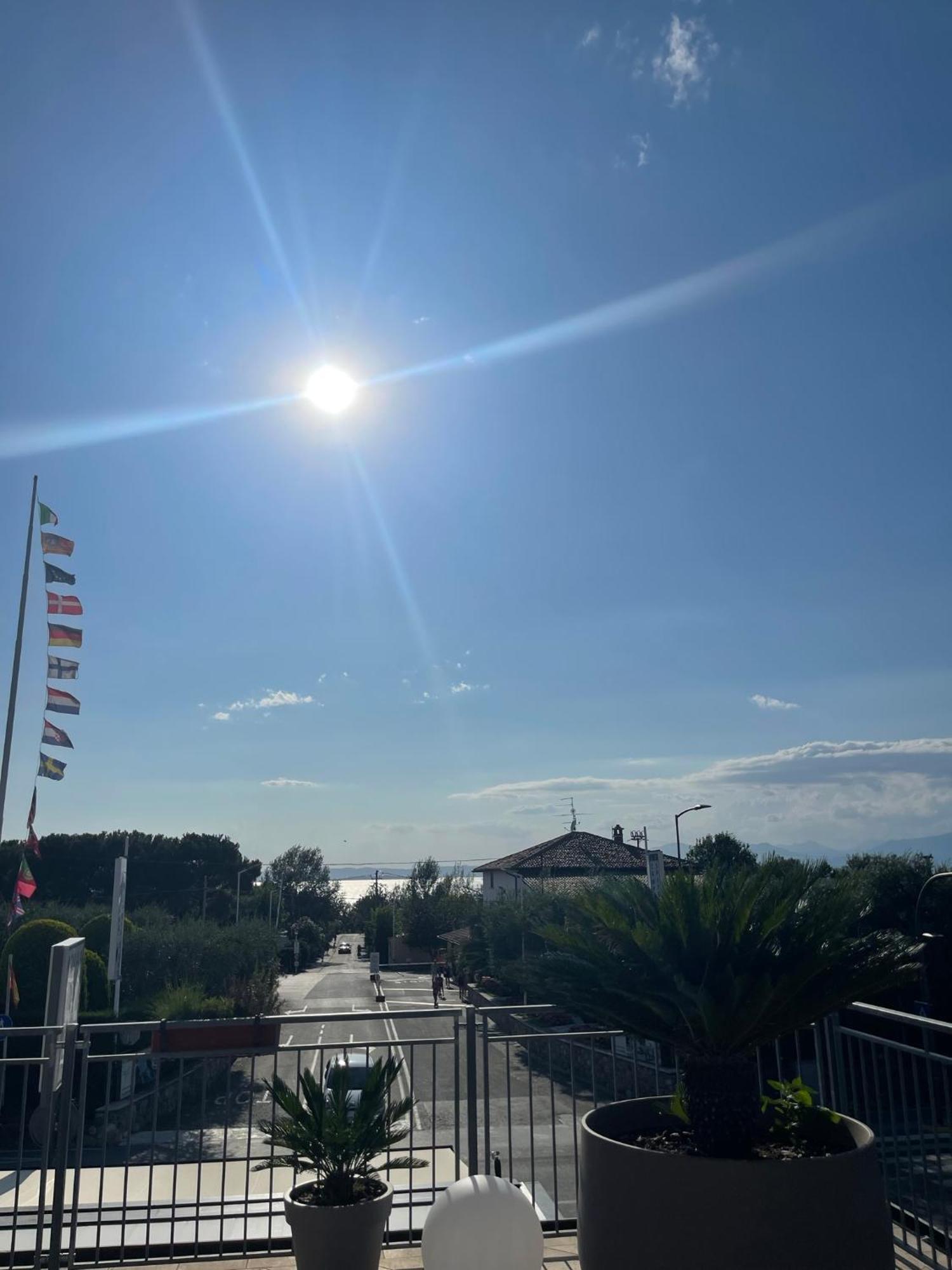 Albergo Aquila Lazise Exterior photo