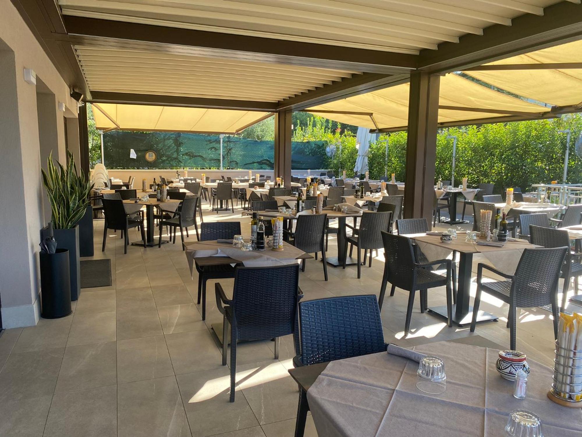 Albergo Aquila Lazise Exterior photo